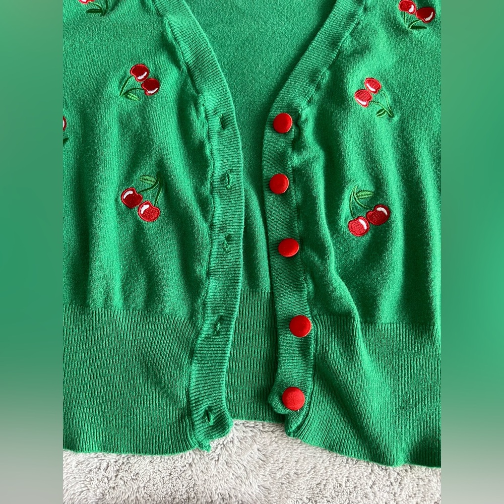 Green Belle Poque Retro Cherry Button Up Cropped Cardigan - Picture 5 of 13